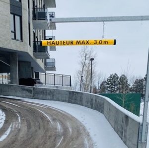 Balise hauteur libre 9'