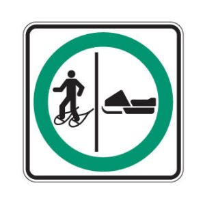 Trajet obligatoire séparé pour motoneigistes et raquetteurs