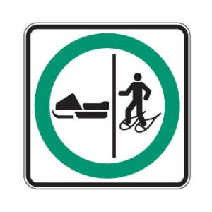 Trajet obligatoire séparé pour motoneigistes et raquetteurs