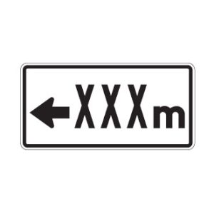 Panonceau de direction avec distance