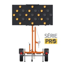 Flèche 4 pi. x 8 pi. PRO SERIES sur remorque